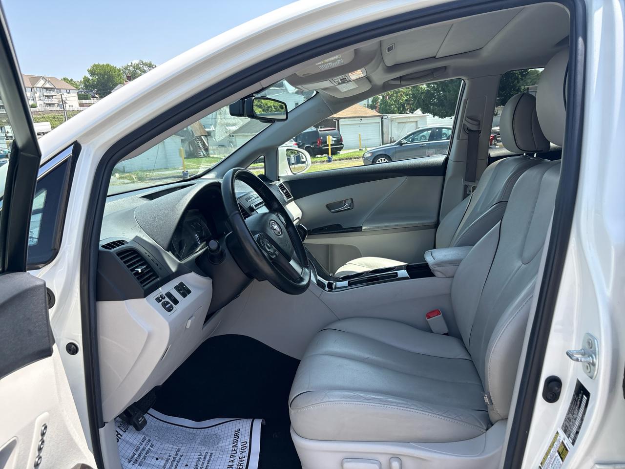 Toyota Venza XLE V6 AWD 2015
