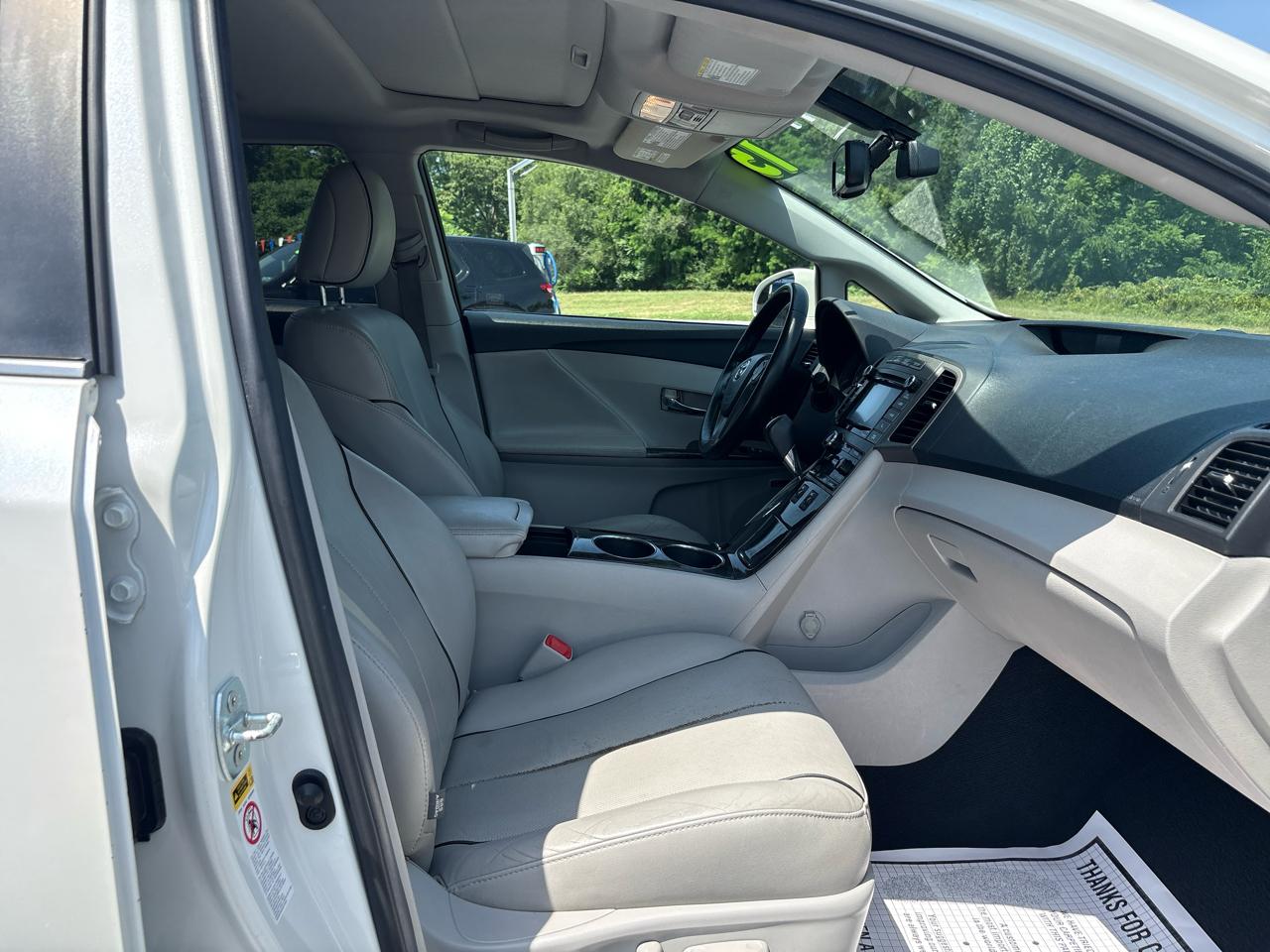 Toyota Venza XLE V6 AWD 2015