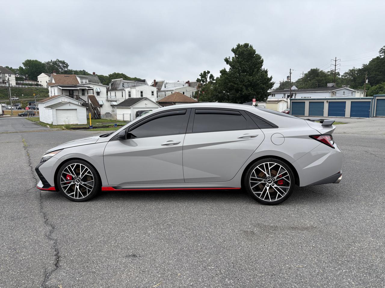 Hyundai Elantra  2023