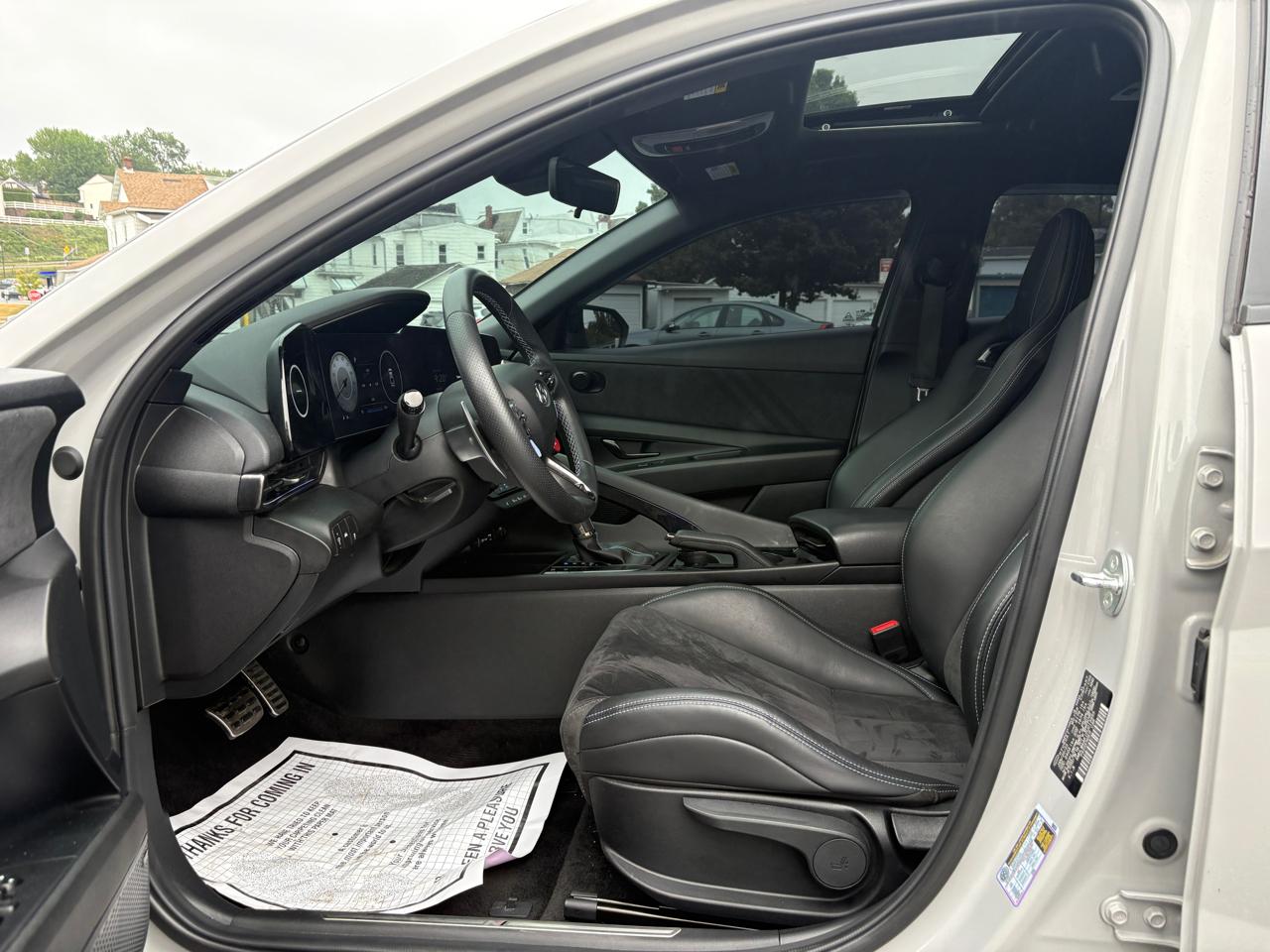 Hyundai Elantra  2023