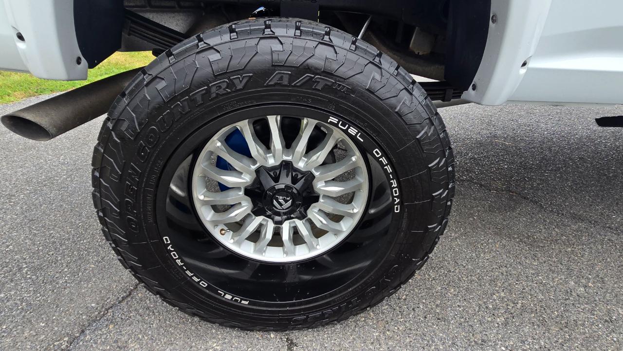 RAM 3500 Limited Mega Cab 4WD 2024