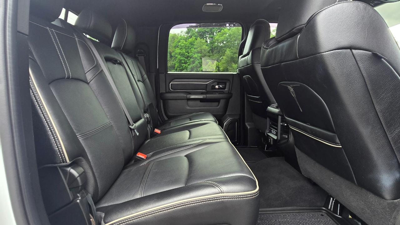 RAM 3500 Limited Mega Cab 4WD 2024