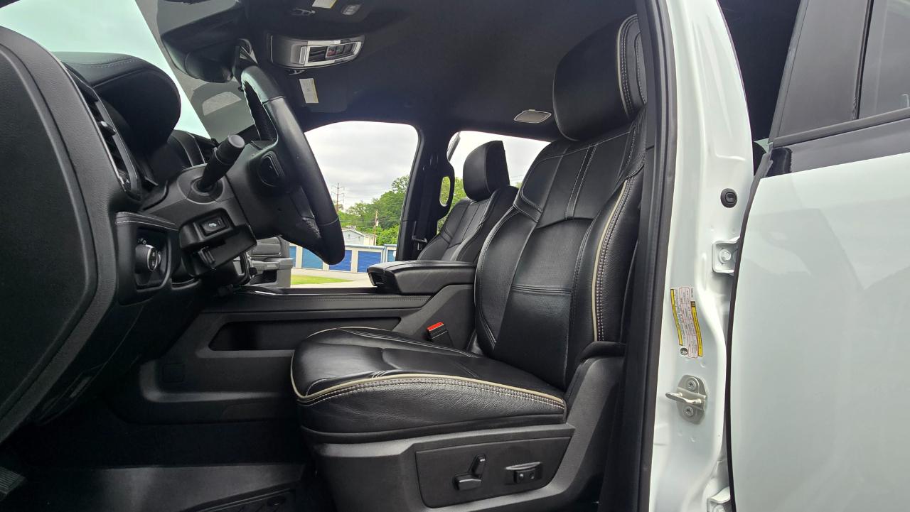 RAM 3500 Limited Mega Cab 4WD 2024