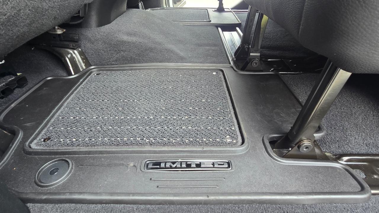 RAM 3500 Limited Mega Cab 4WD 2024