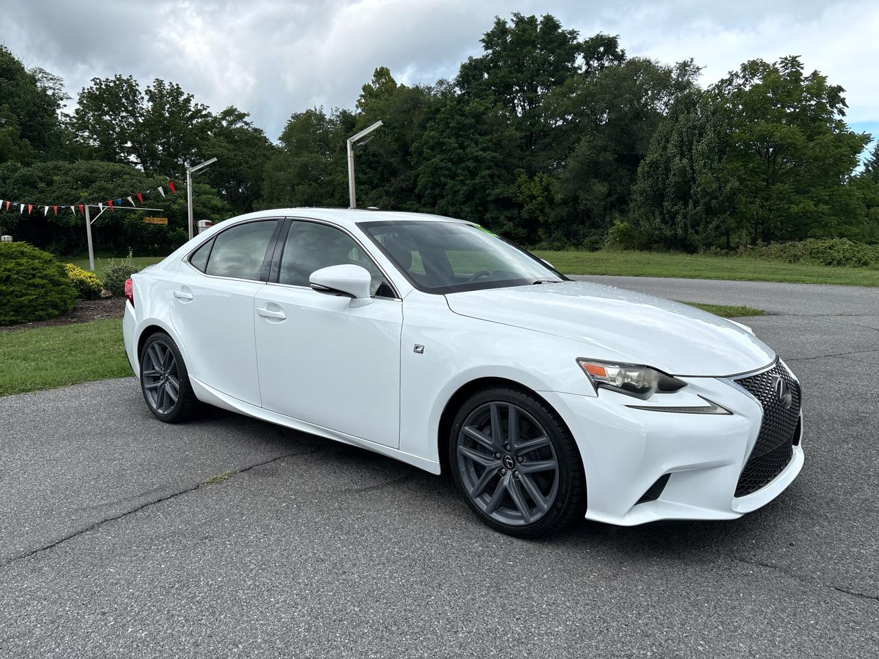 Lexus IS 350 AWD 2015