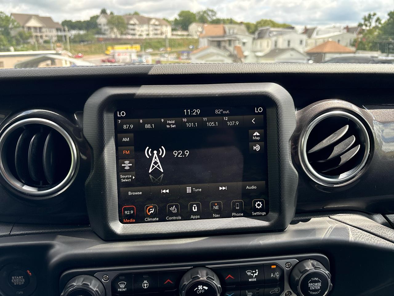 Jeep Wrangler Unlimited Sahara 2022