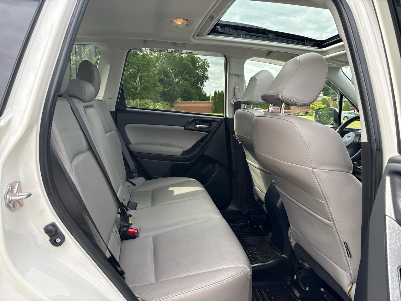 Subaru Forester 2.5i Limited 2015