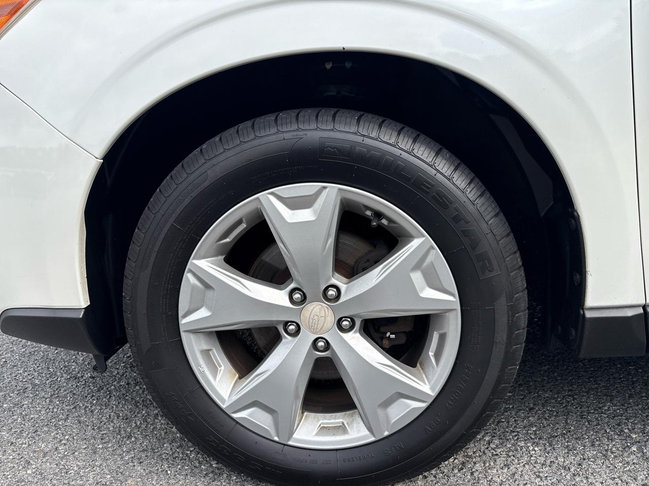 Subaru Forester 2.5i Limited 2015