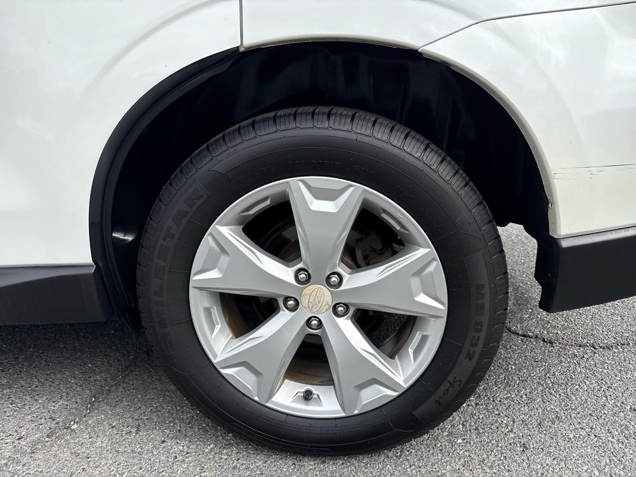 Subaru Forester 2.5i Limited 2015