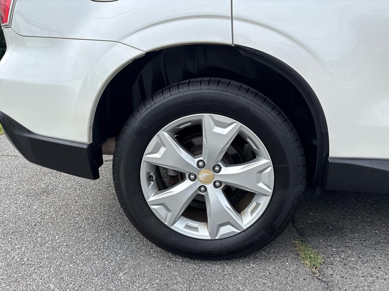 Subaru Forester 2.5i Limited 2015