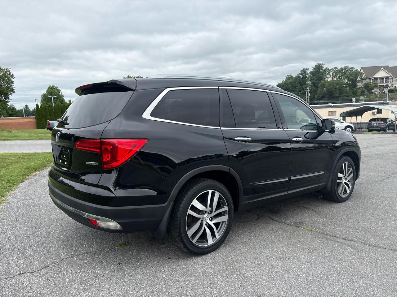 Honda Pilot Touring 2WD 2018