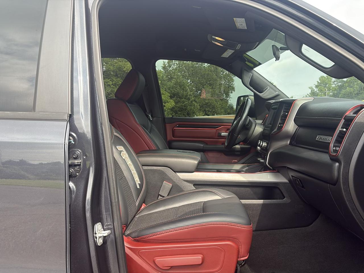 RAM 1500 Rebel Quad Cab 4WD 2019