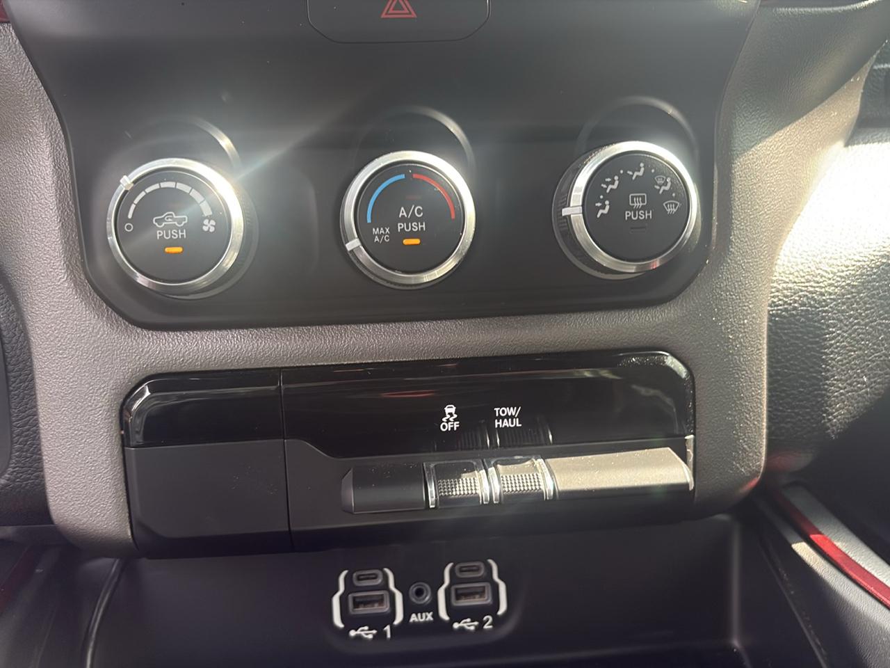 RAM 1500 Rebel Quad Cab 4WD 2019