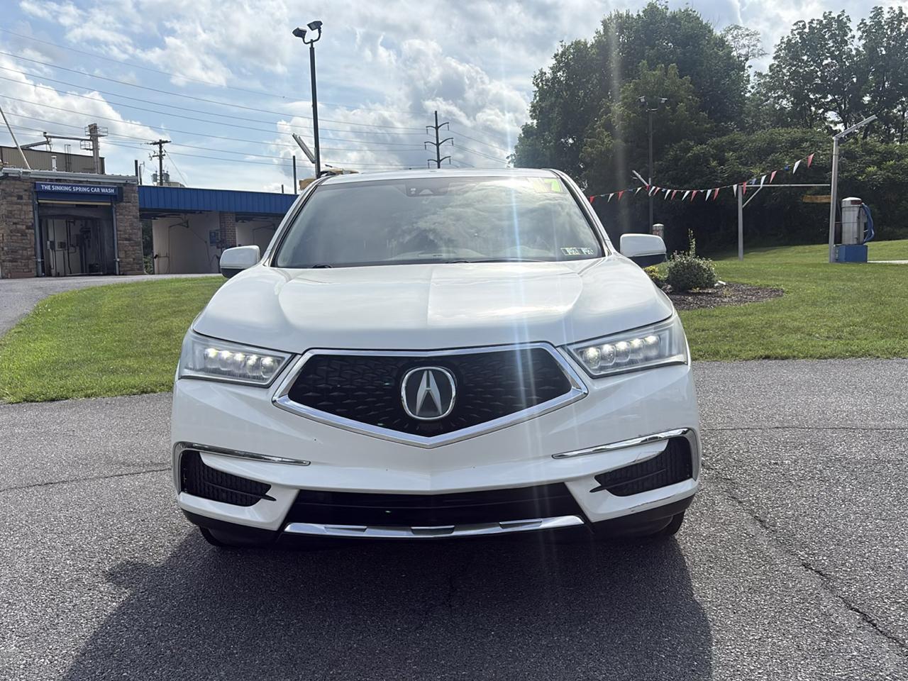 Acura MDX photo 2