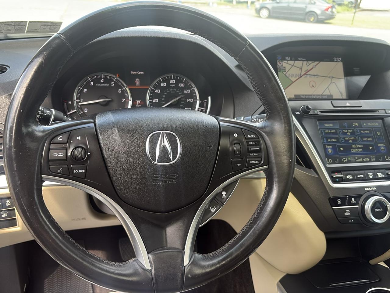 Acura MDX photo 17