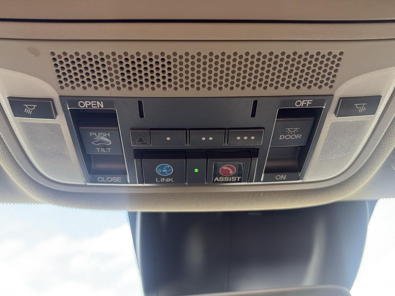 Acura MDX photo 27