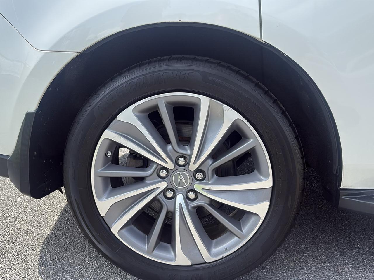 Acura MDX photo 30