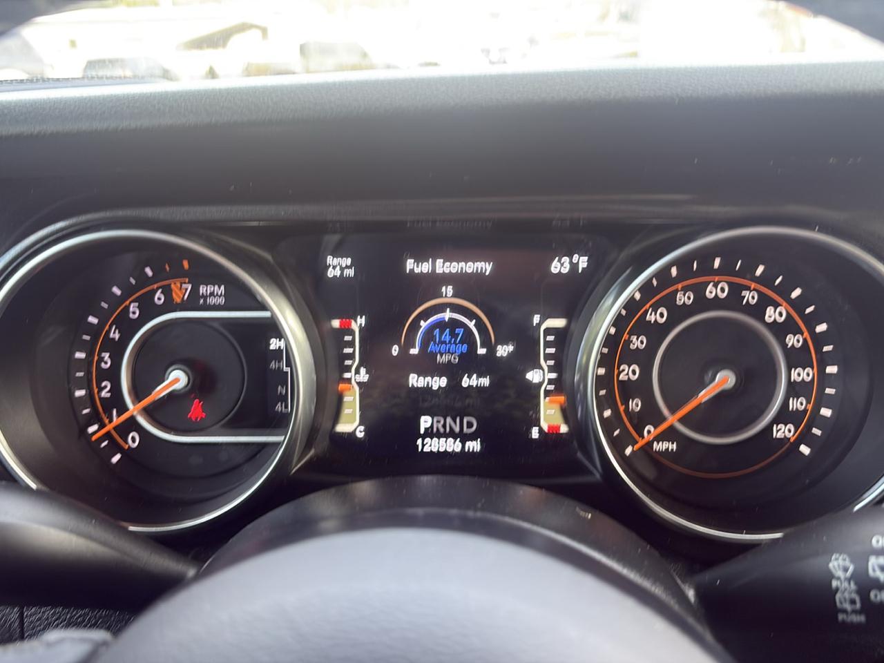 Jeep Wrangler photo 18