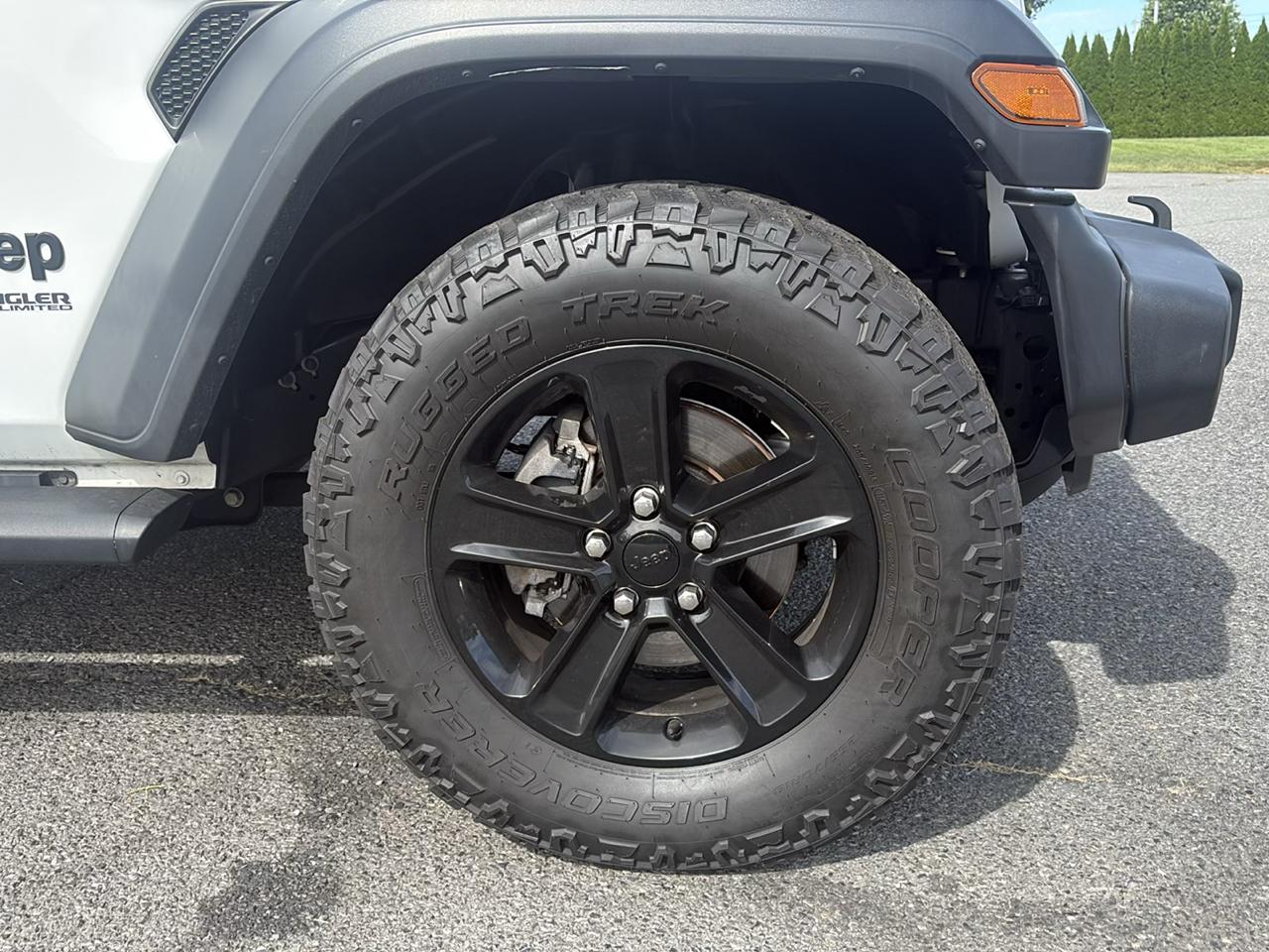 Jeep Wrangler photo 28