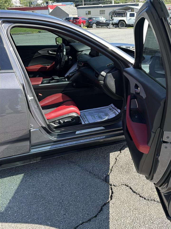 Acura TLX photo 7