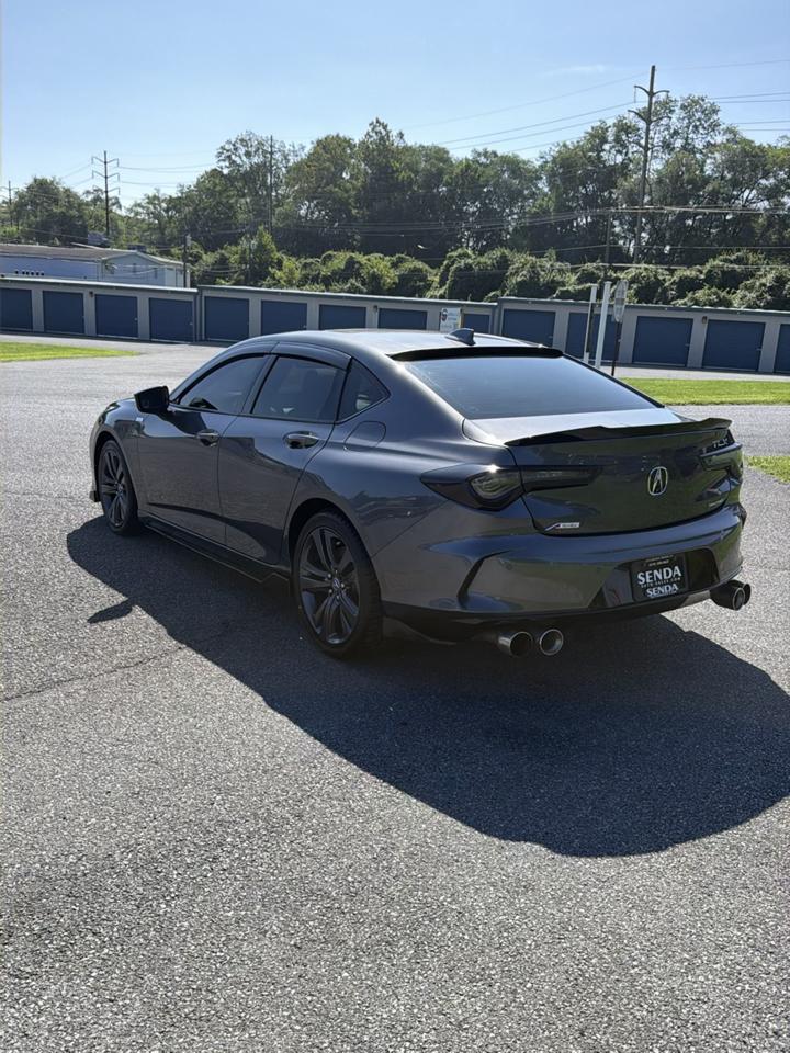 Acura TLX photo 10