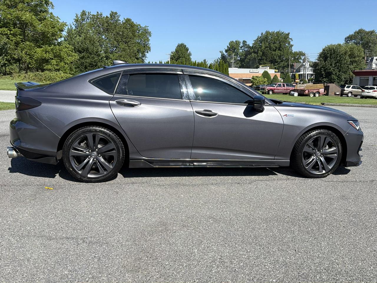 Acura TLX photo 13