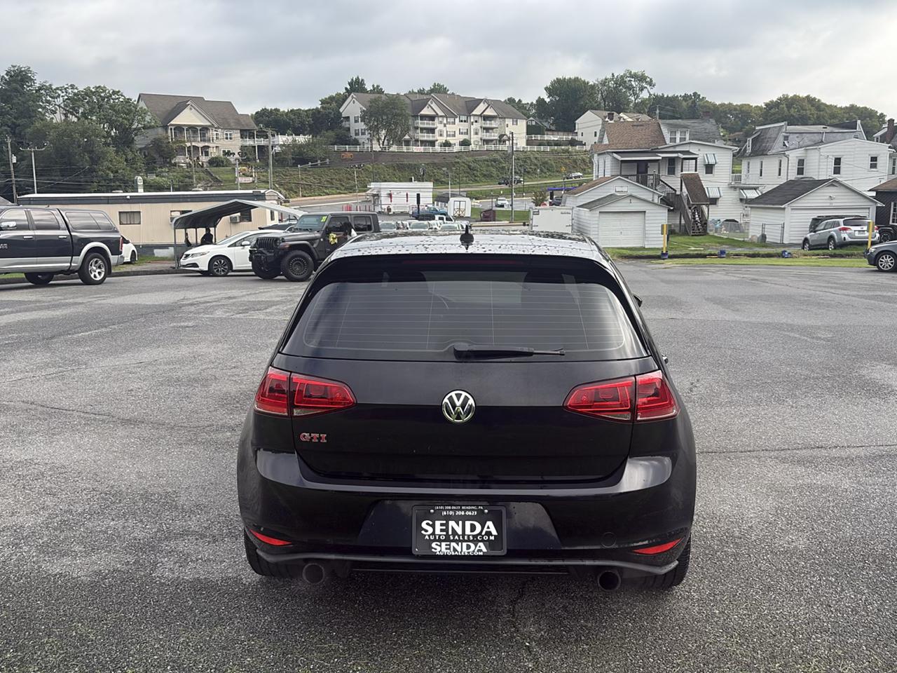 Volkswagen Golf GTI SE 6M 4-Door 2017