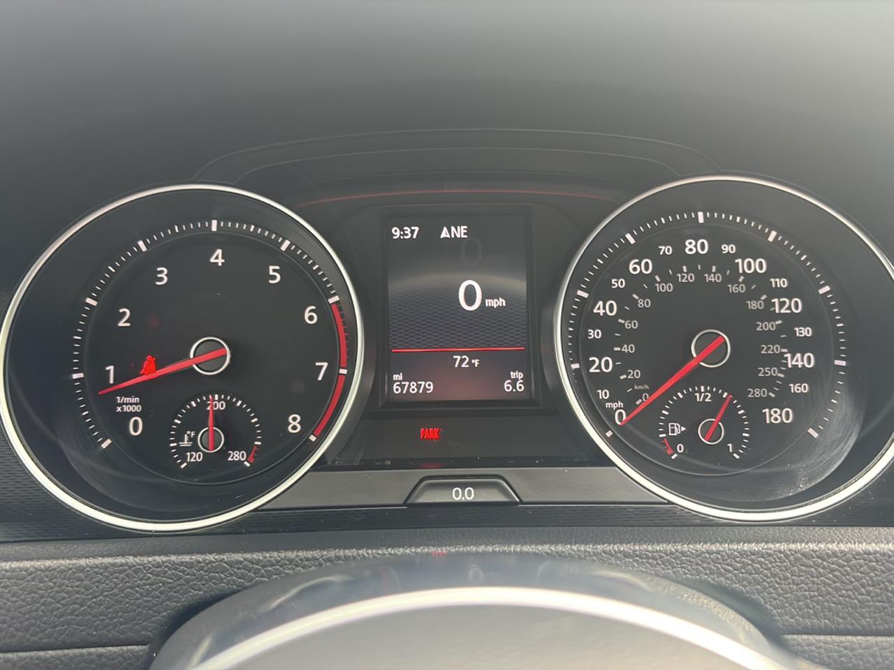 Volkswagen Golf GTI SE 6M 4-Door 2017