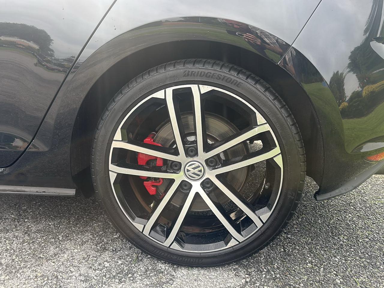 Volkswagen Golf GTI SE 6M 4-Door 2017