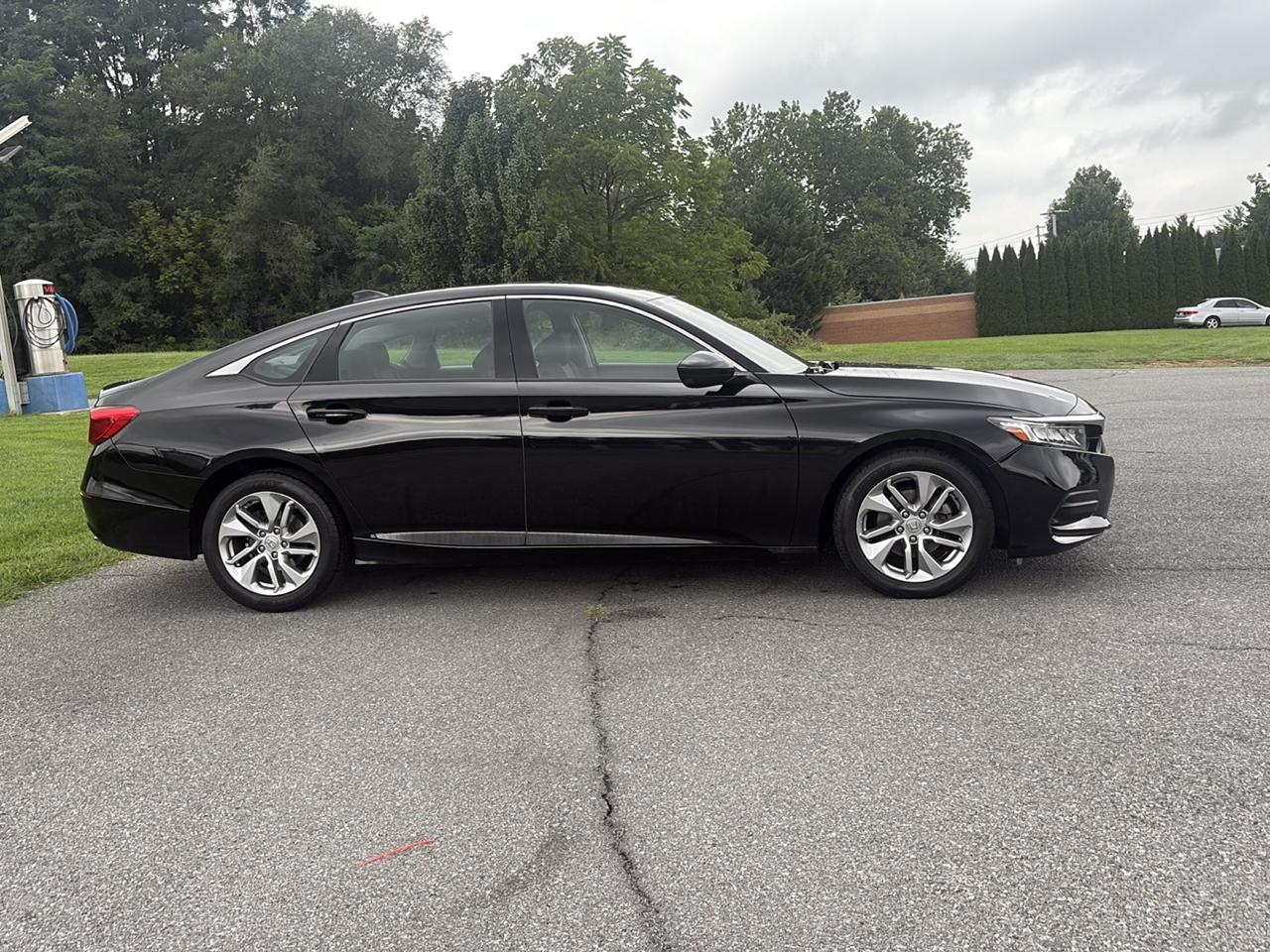 Honda Accord LX CVT 2019