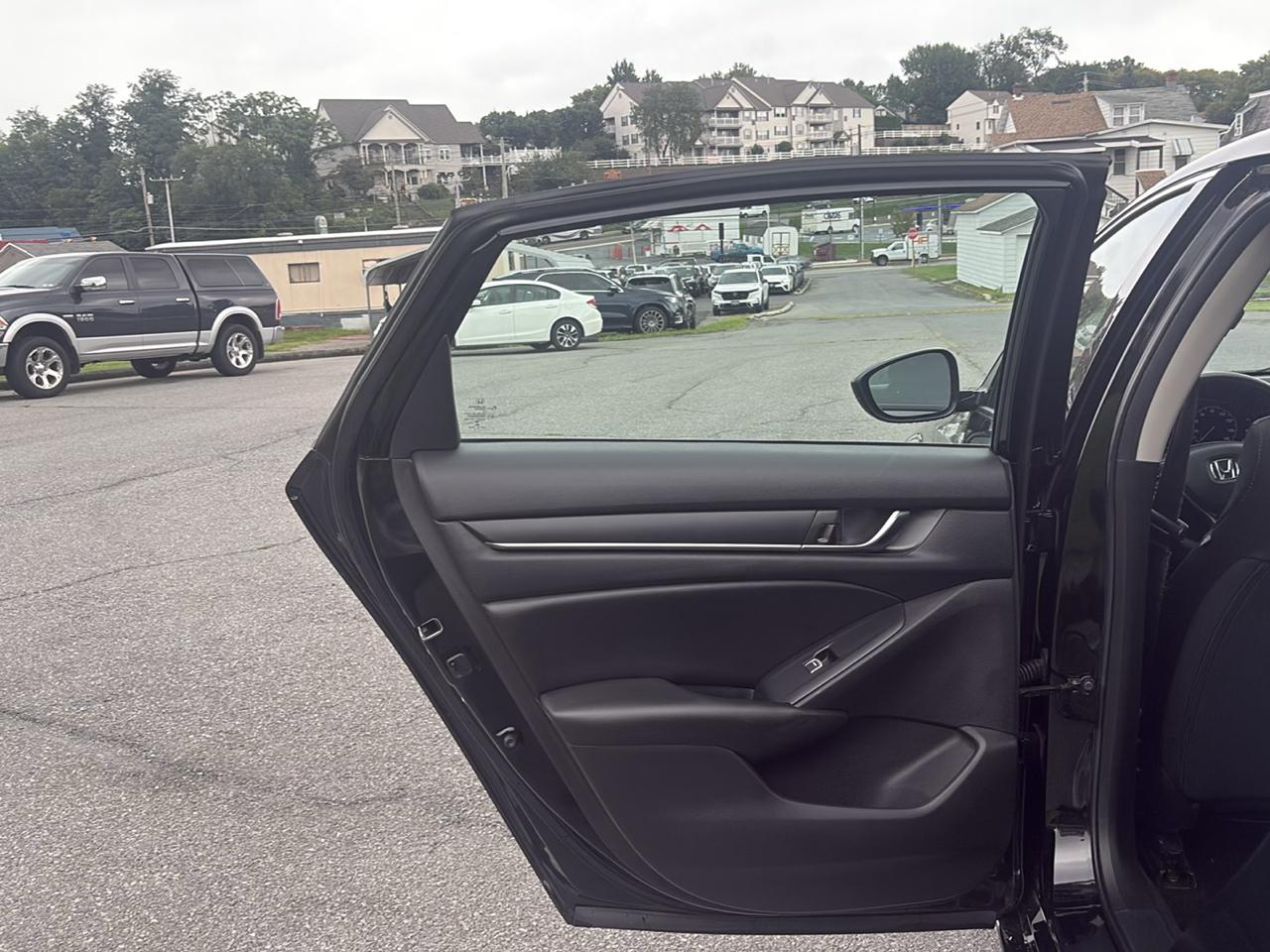 Honda Accord LX CVT 2019