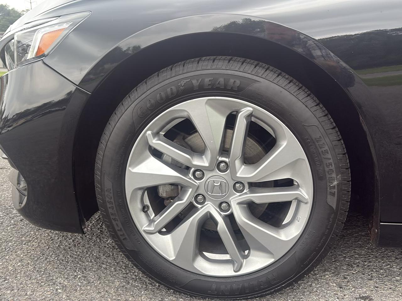 Honda Accord LX CVT 2019