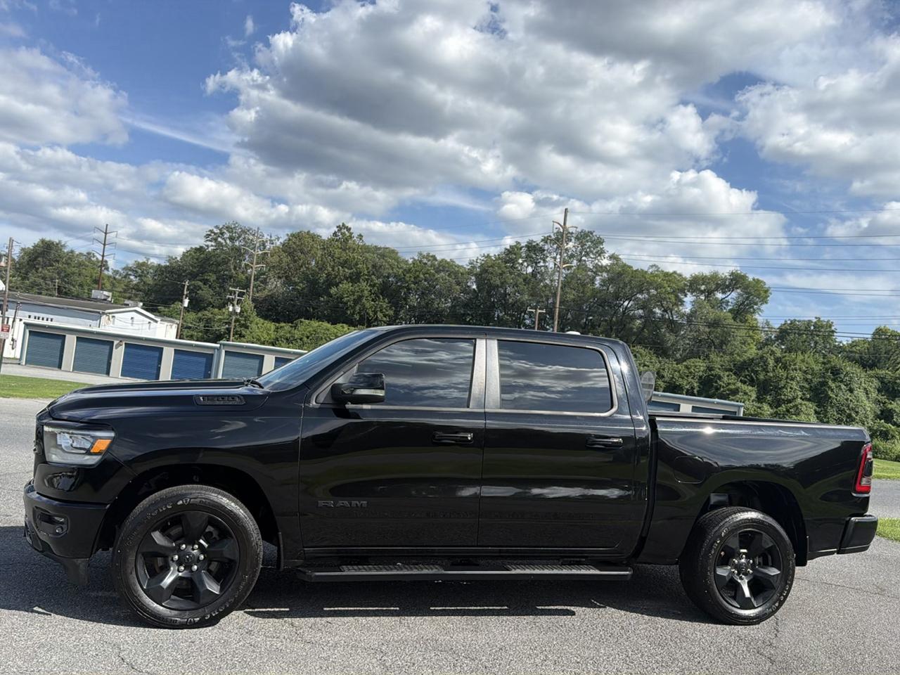 RAM 1500 Big Horn Crew Cab SWB 4WD 2019