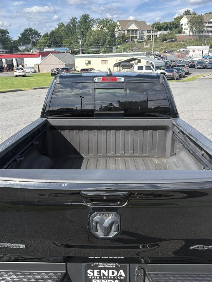 RAM 1500 Big Horn Crew Cab SWB 4WD 2019