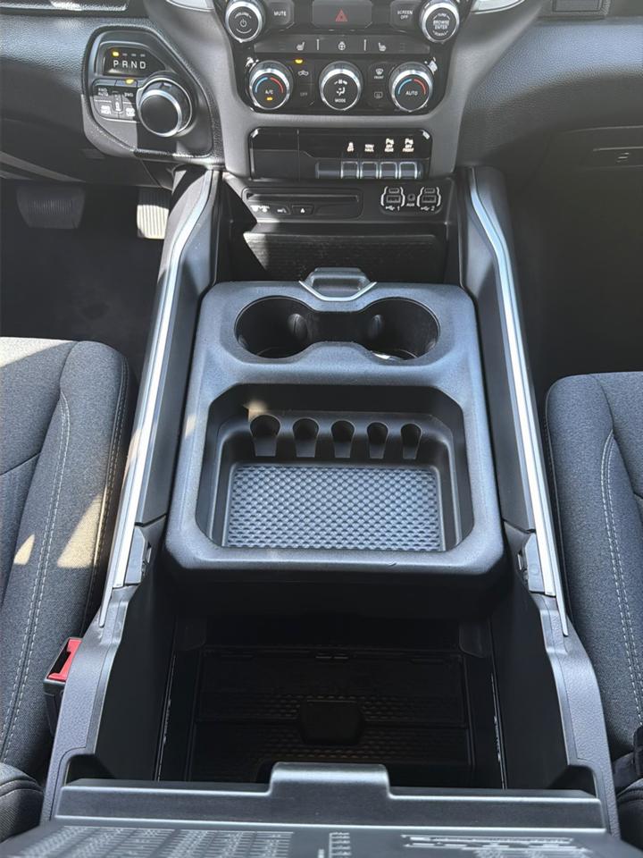 RAM 1500 Big Horn Crew Cab SWB 4WD 2019