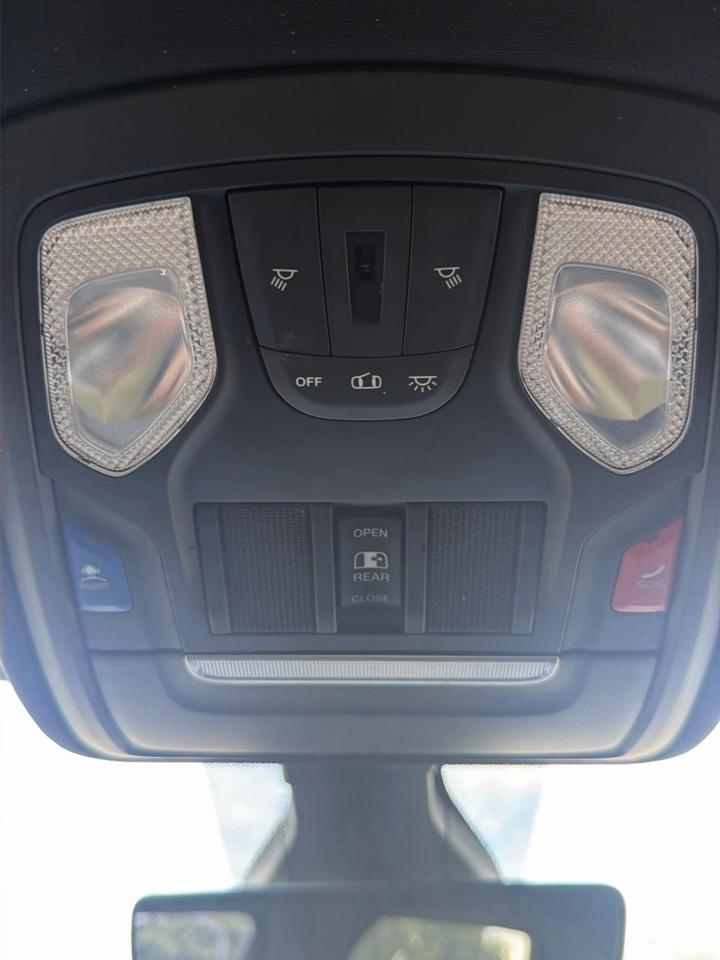 RAM 1500 Big Horn Crew Cab SWB 4WD 2019