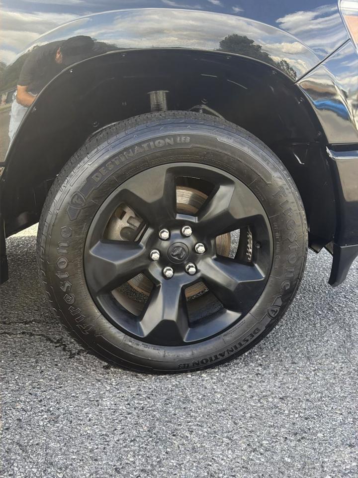 RAM 1500 Big Horn Crew Cab SWB 4WD 2019
