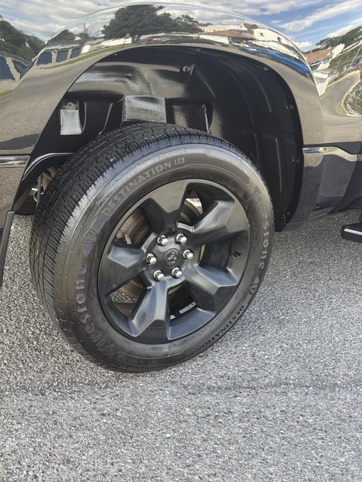 RAM 1500 Big Horn Crew Cab SWB 4WD 2019