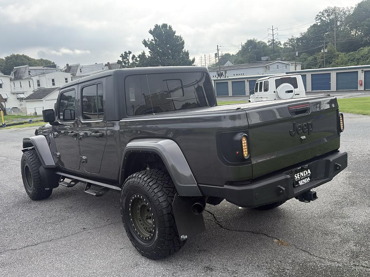 Jeep Gladiator Sport 2021