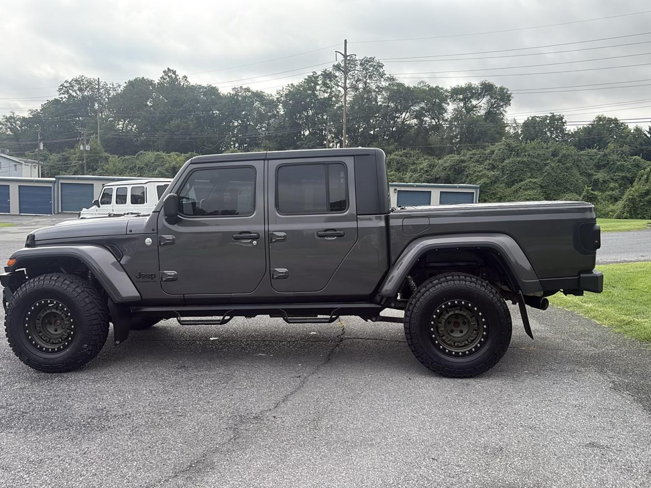 Jeep Gladiator Sport 2021