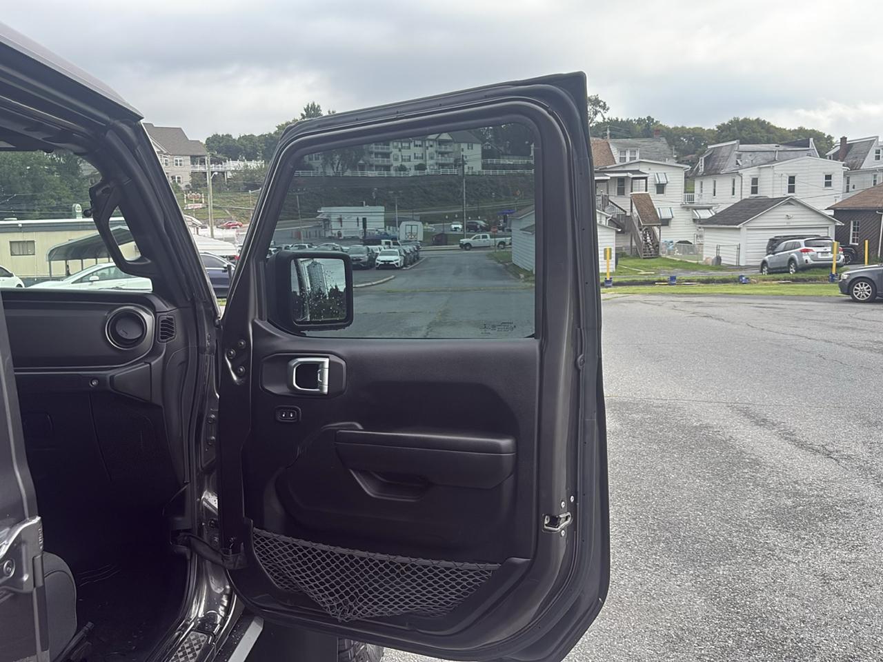 Jeep Gladiator Sport 2021