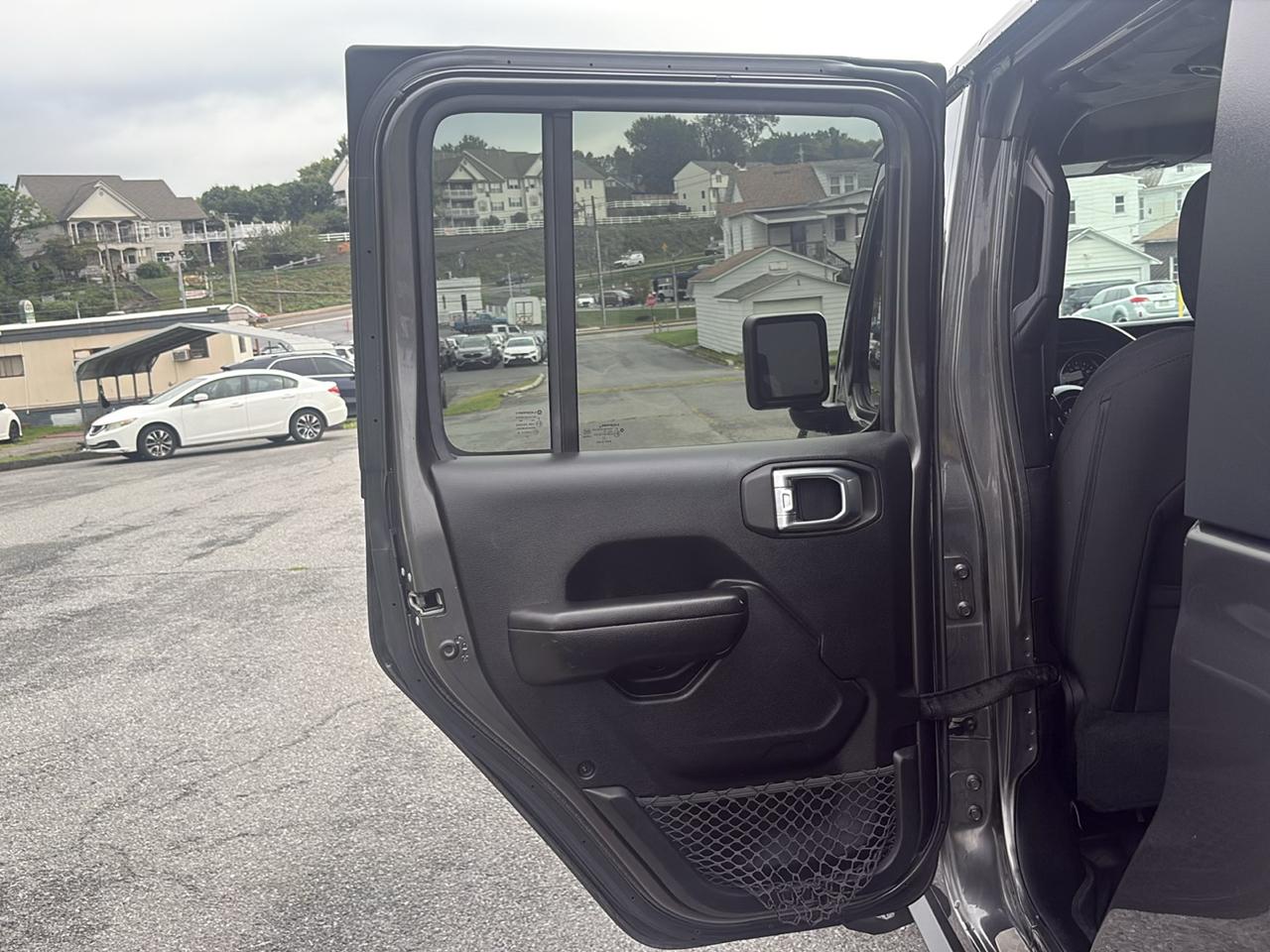 Jeep Gladiator Sport 2021