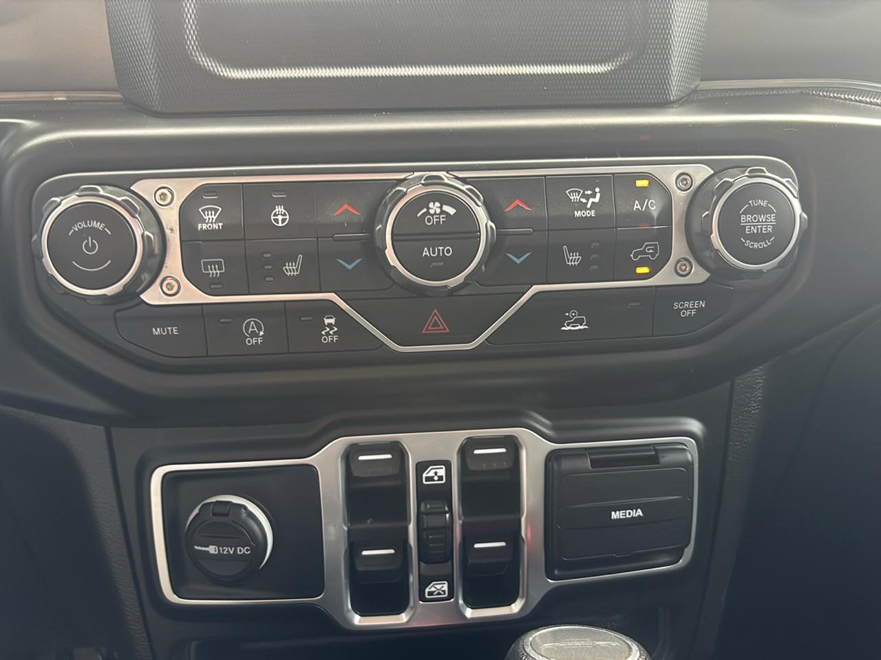 Jeep Gladiator Sport 2021