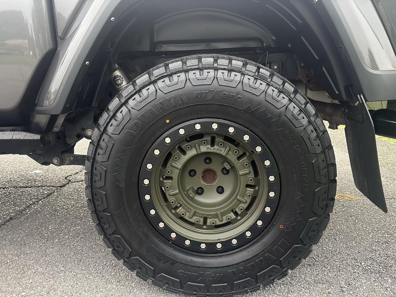 Jeep Gladiator Sport 2021