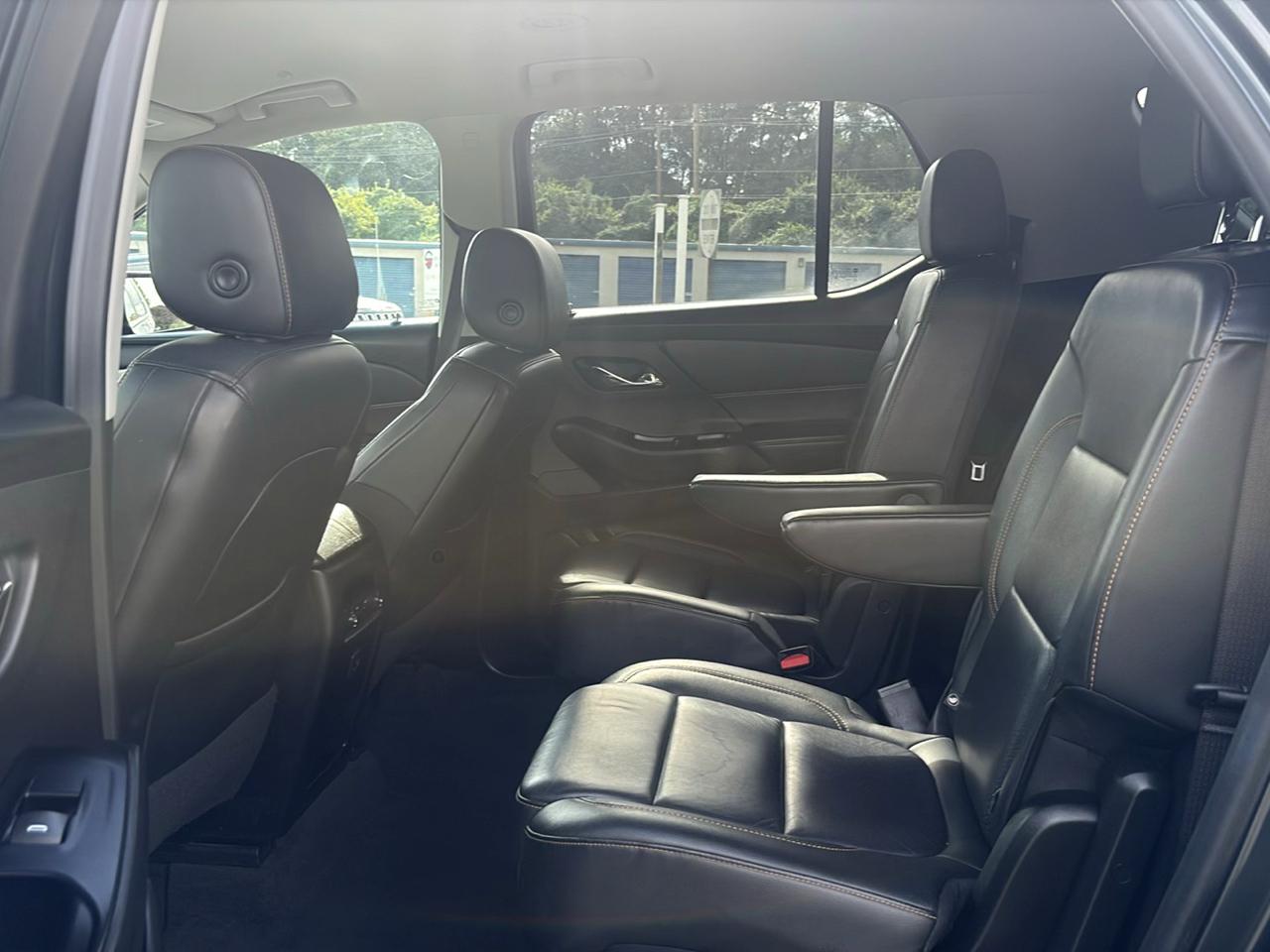 Chevrolet Traverse photo 16