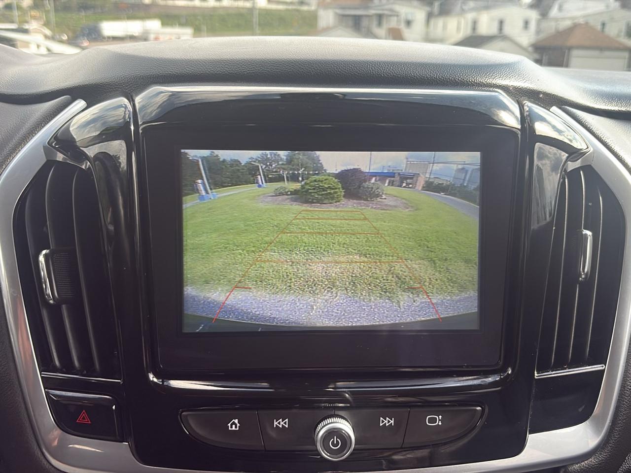 Chevrolet Traverse photo 21