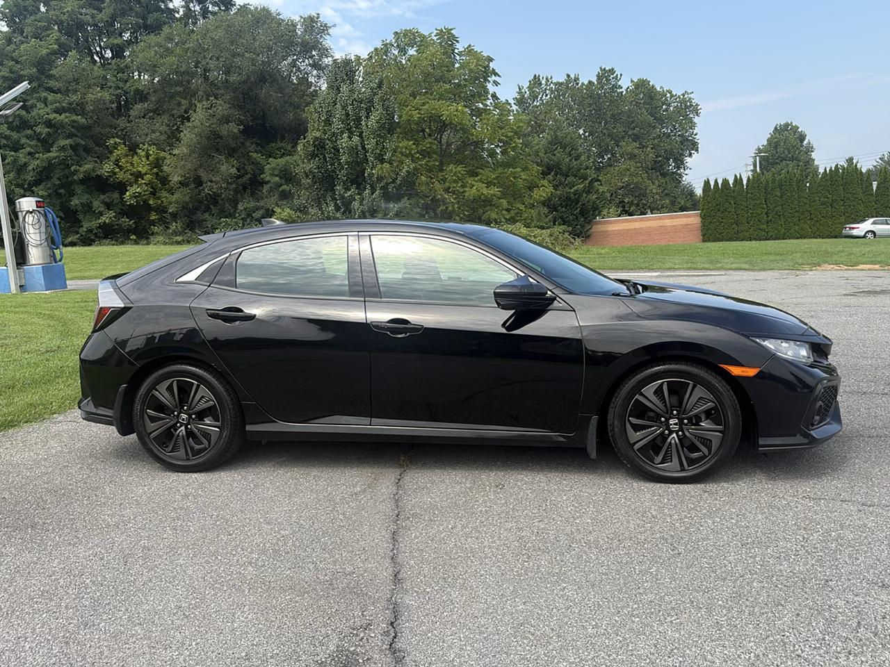 Honda Civic EX-L w/ Navigation 2019