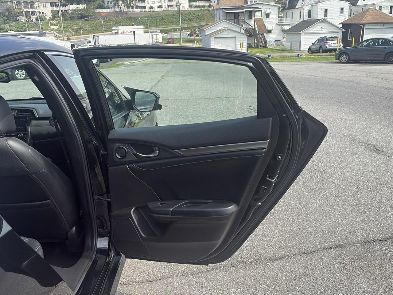 Honda Civic EX-L w/ Navigation 2019