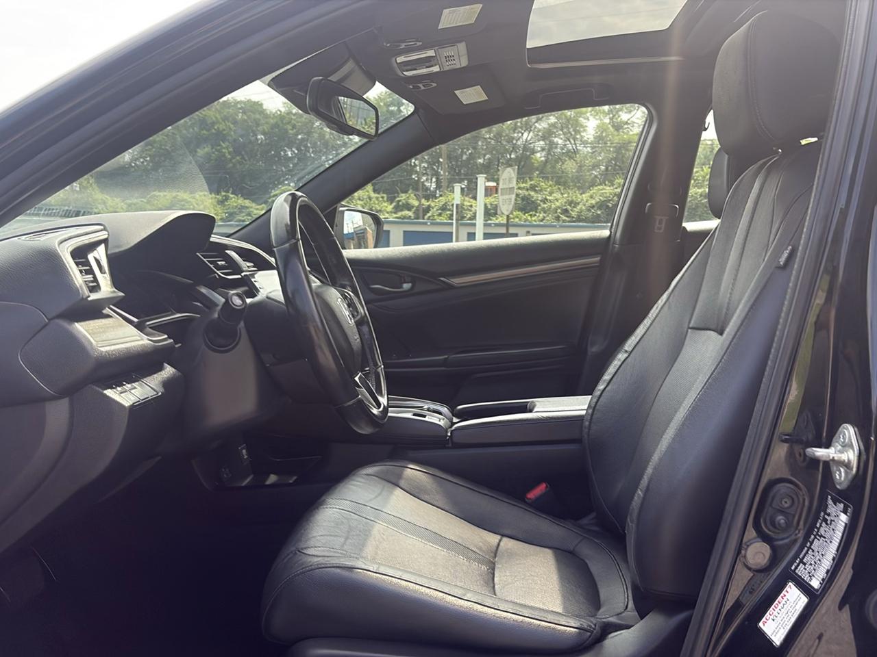 Honda Civic EX-L w/ Navigation 2019