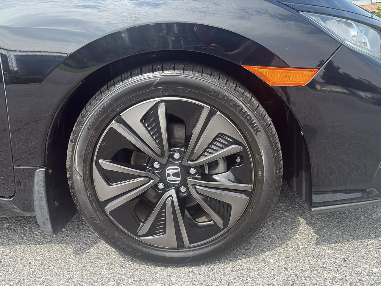 Honda Civic EX-L w/ Navigation 2019